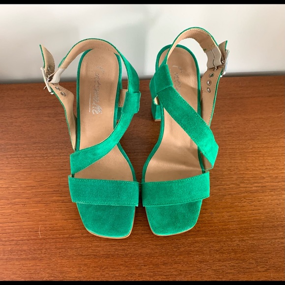 Brand new L’Intervalle green sandals Sz40 - Picture 4 of 4